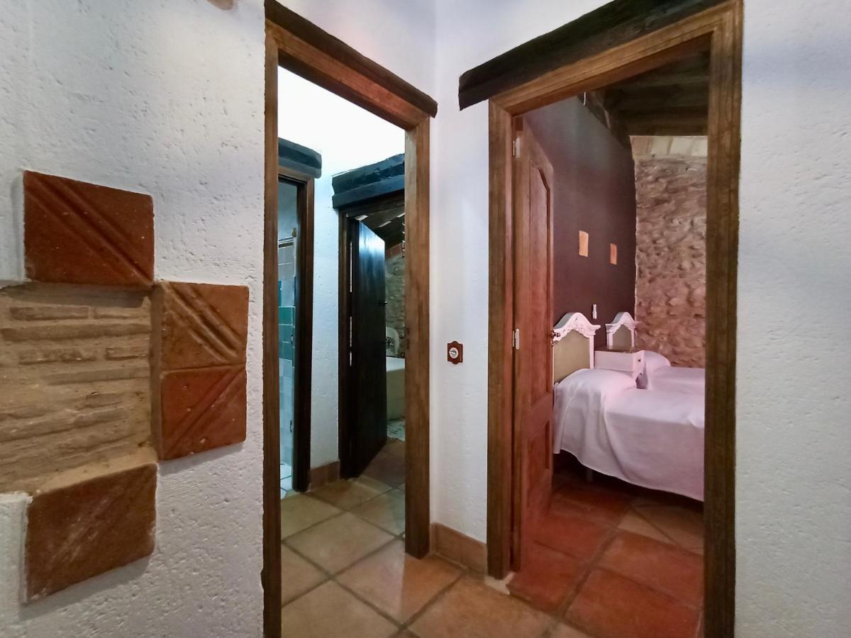 La Fabriqueta De Cent Piques Pension Fontanars dels Alforins Buitenkant foto